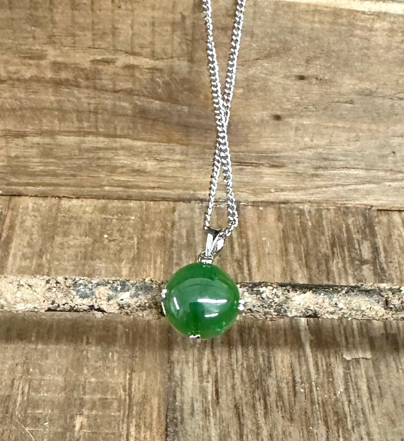Jade Pendant - Round 4 Prong Stainless