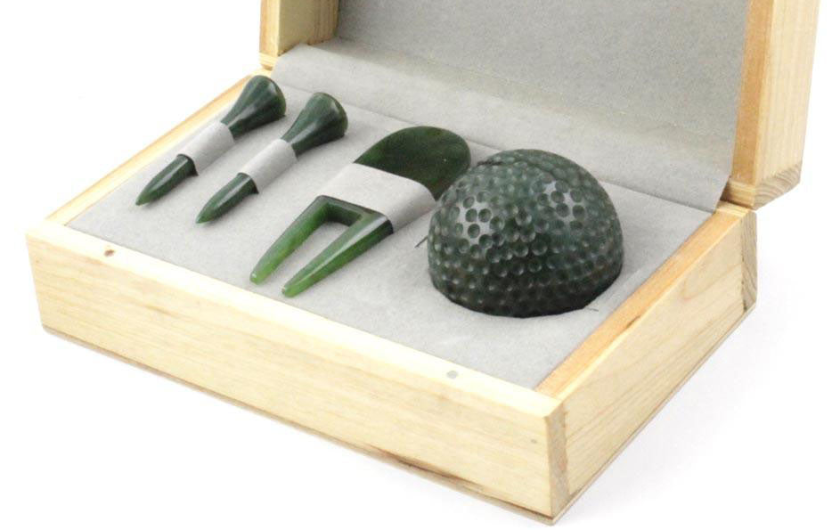 Jade Mine Canada jade gold accessories collection