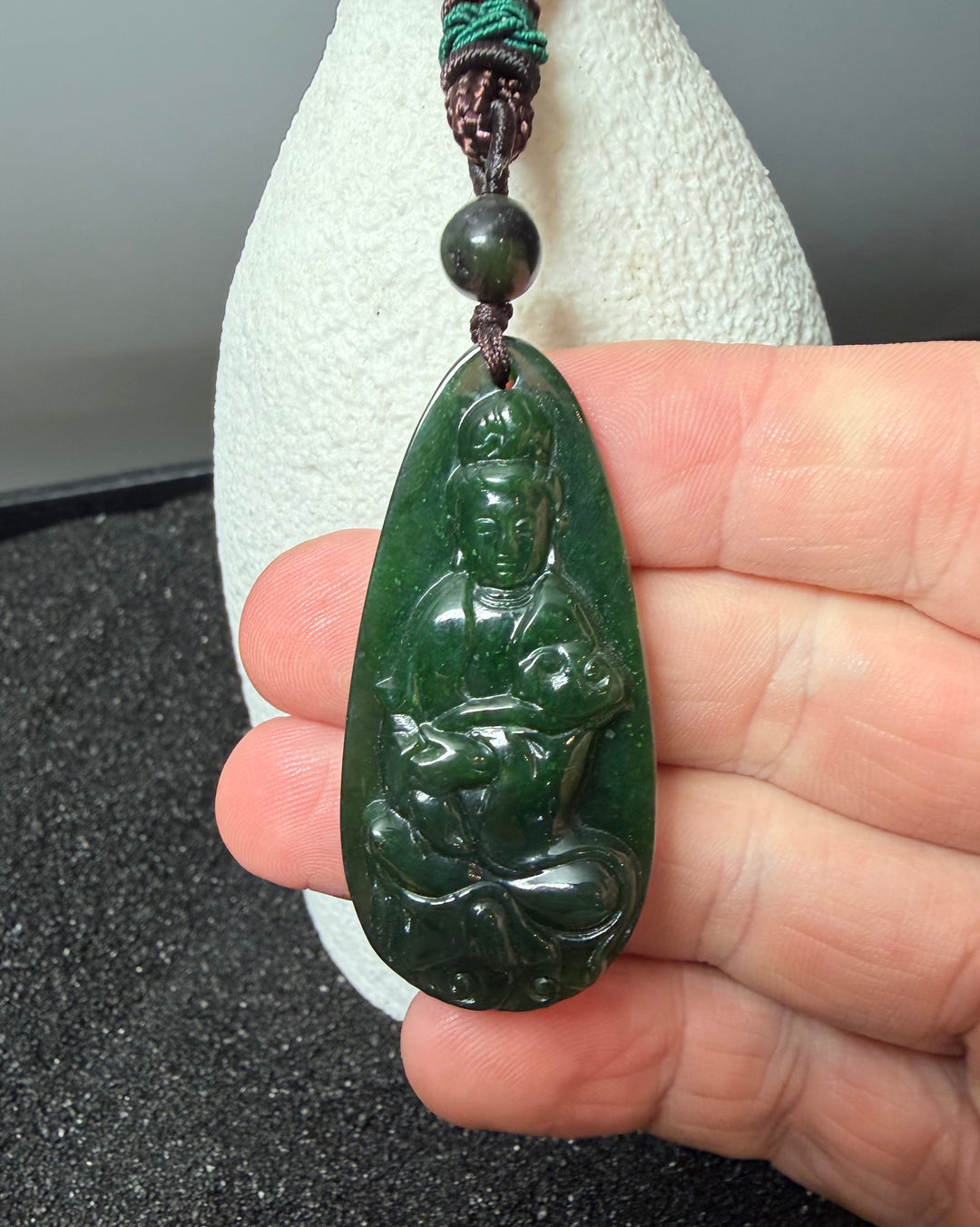 Guanyin Pendant -gm18 – Jade Mine Canada