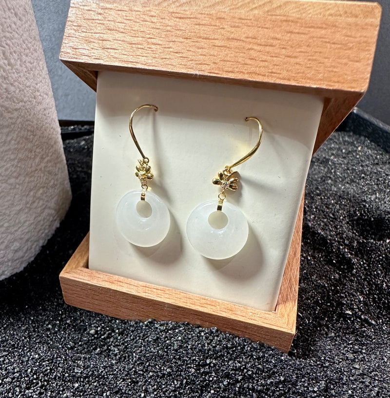 18K White Jade Earrings Circle Of Life Jade Mine Canada