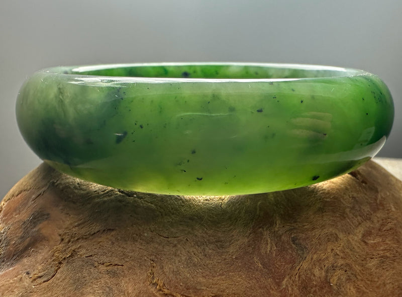 Green Canadian Jade Bangle, 64.5mm x 18mm