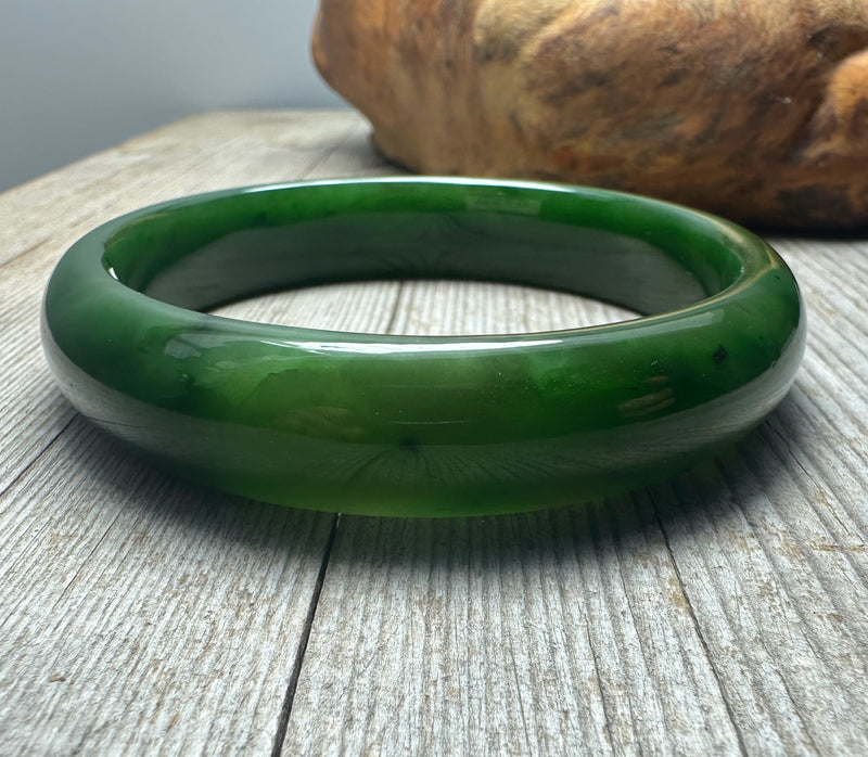 High Quality Rich Dark Green Canadian Nephrite Jade Bangle - 64.5 x 14.5mm