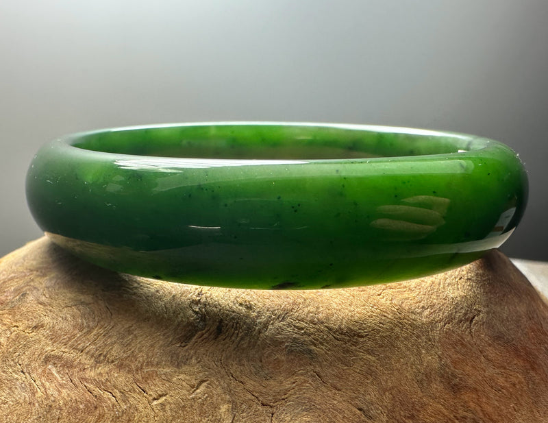 High Quality Rich Dark Green Canadian Nephrite Jade Bangle - 64.5 x 14.5mm