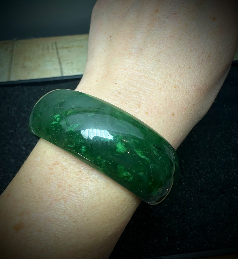 Oval Bangle, 60mm x 54mm (inside diameter)