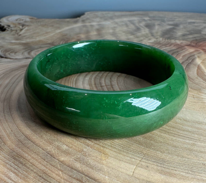 AA Medium Green Canadian Jade Bangle - 61.5 x 21mm