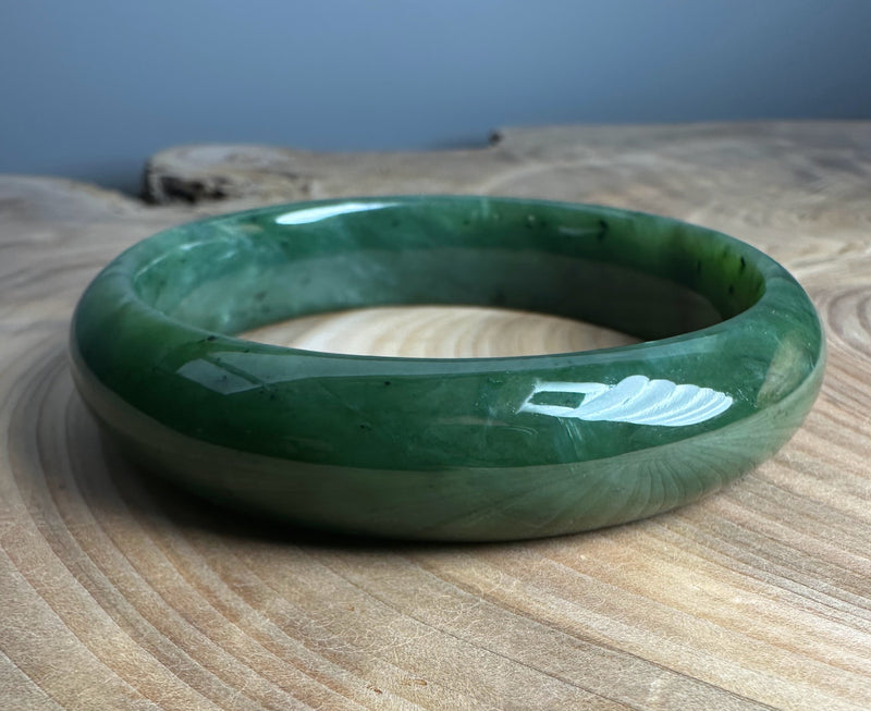 Canadian Nephrite Jade Bangle - 61mm x 15mm