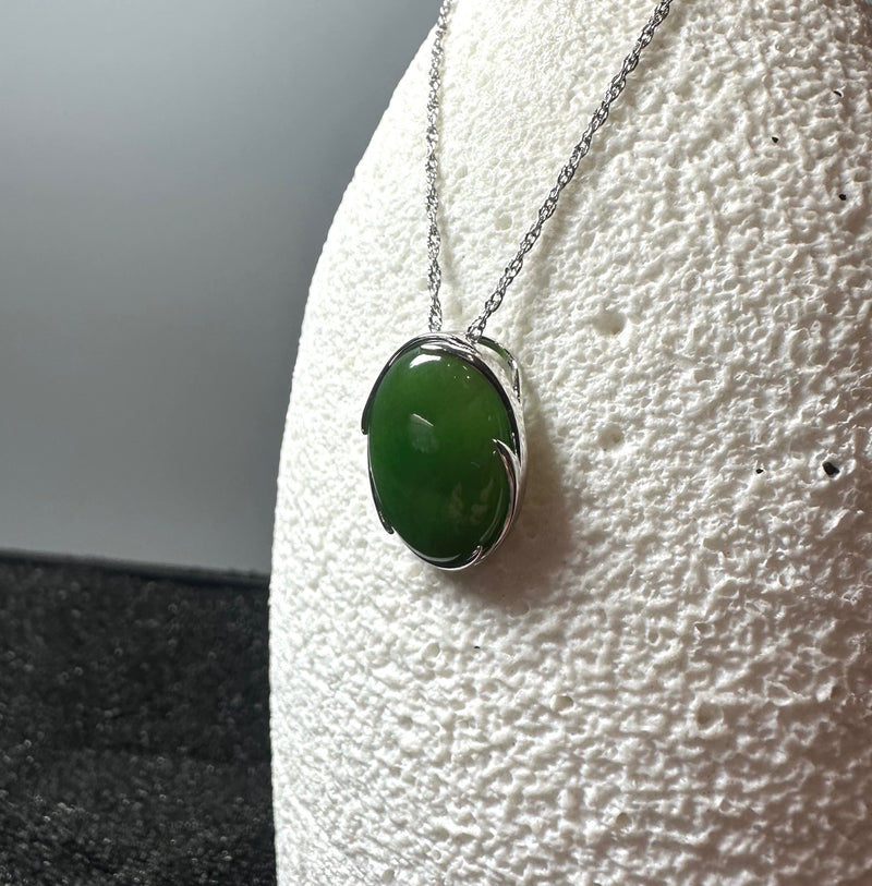 Oval Pendant, 5189