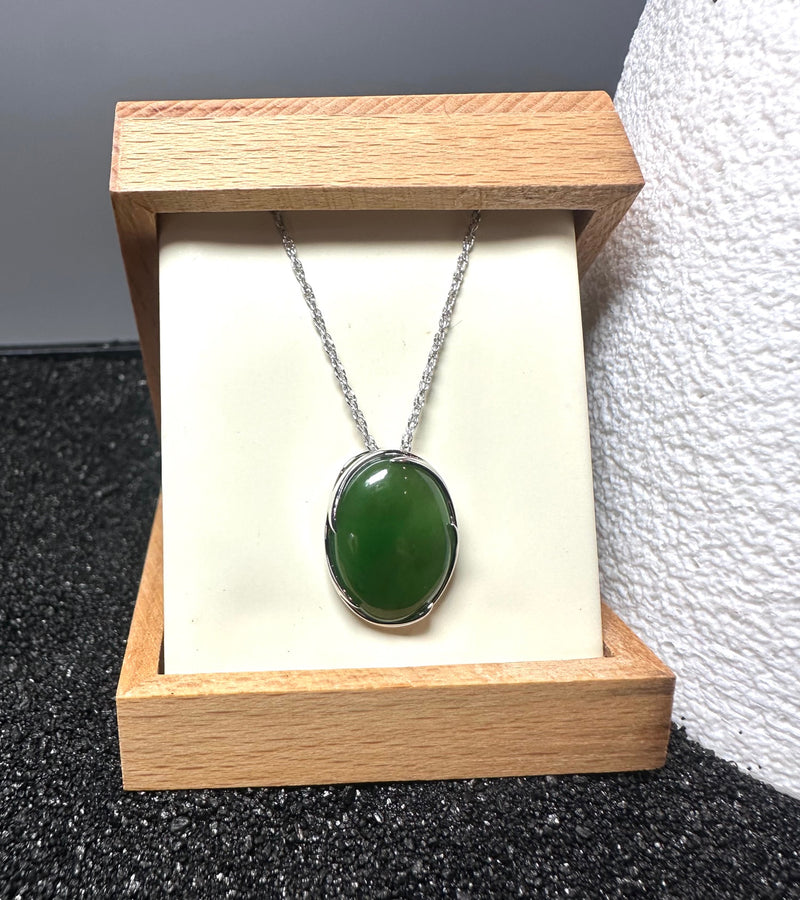 Oval Pendant, 5189