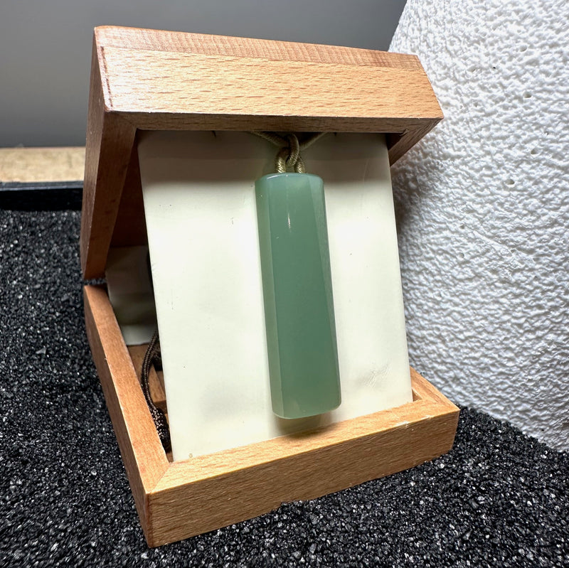 Siberian Jade Long Drop Pendant, 41mm