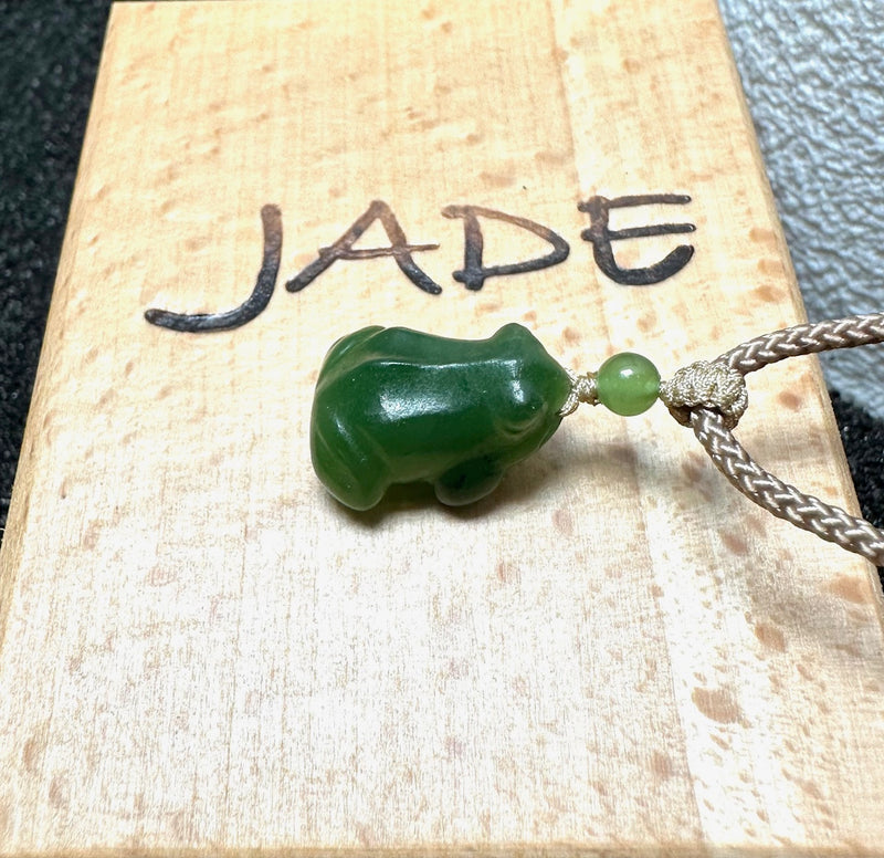 Small Siberian Jade Frog Pendant, 18mm