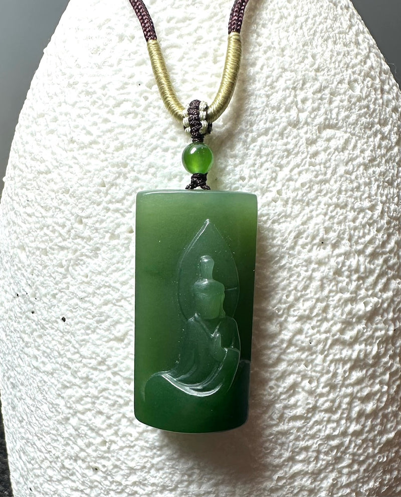 Siberian Jade Guanyin Pendant, 31mm