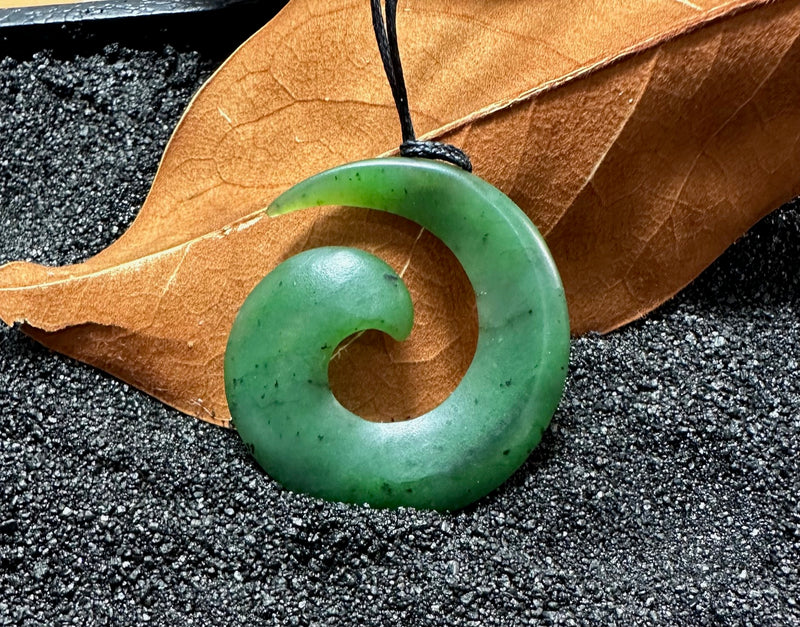 Koru Pendant - 0557w