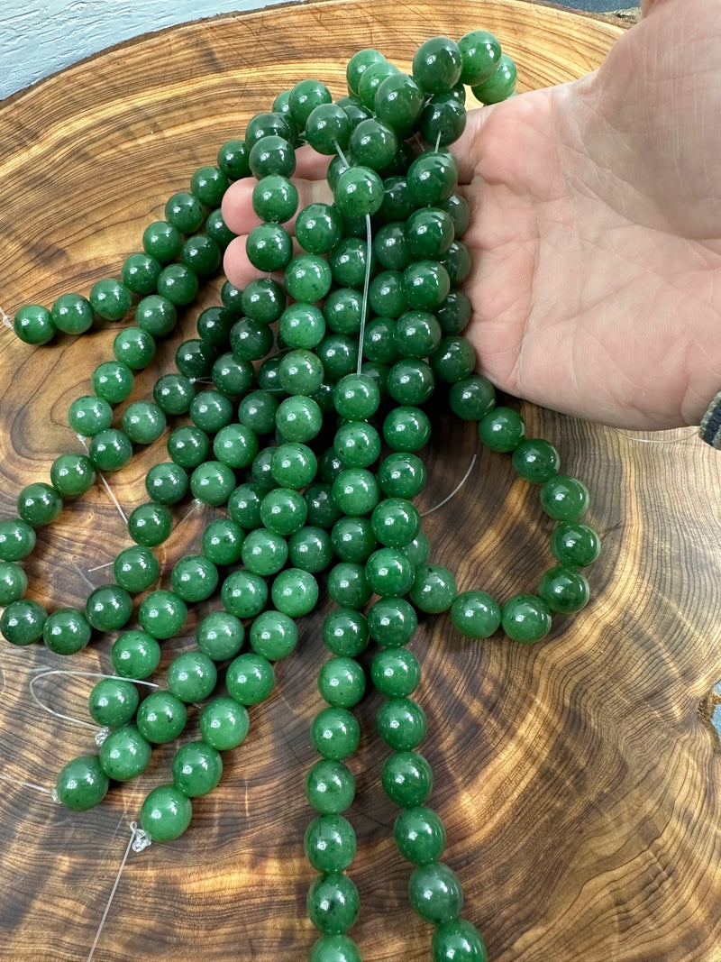 A Grade 14mm Unstrung Beads