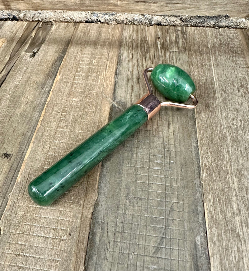 Canadian Jade Facial Roller - 1
