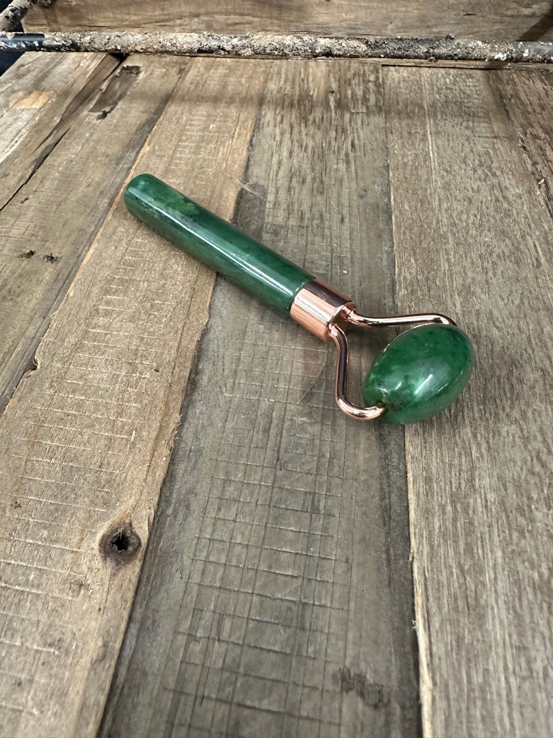 Canadian Jade Facial Roller - 1