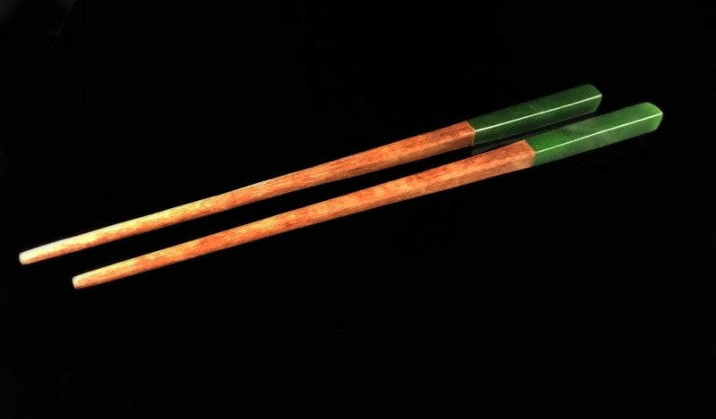 JADE AND WOOD CHOPSTICKS