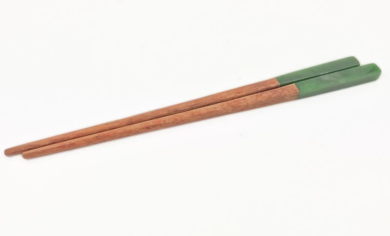 JADE AND WOOD CHOPSTICKS