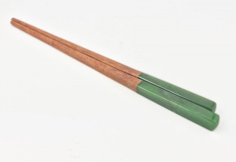 JADE AND WOOD CHOPSTICKS