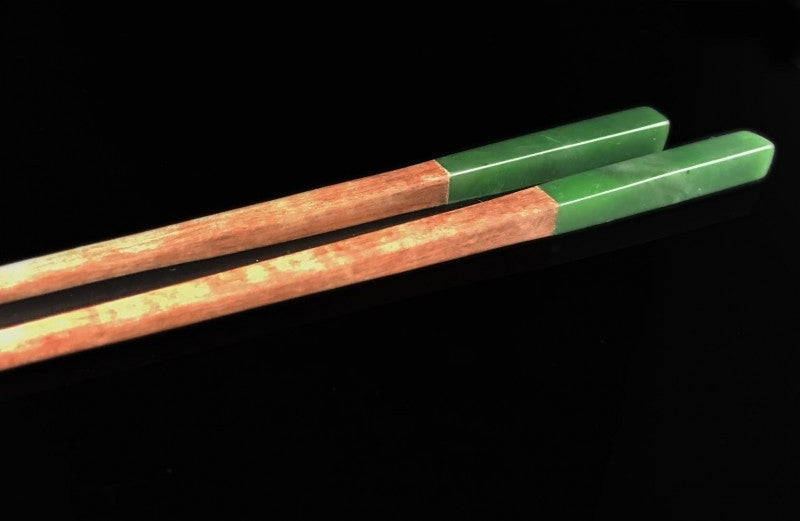 JADE AND WOOD CHOPSTICKS