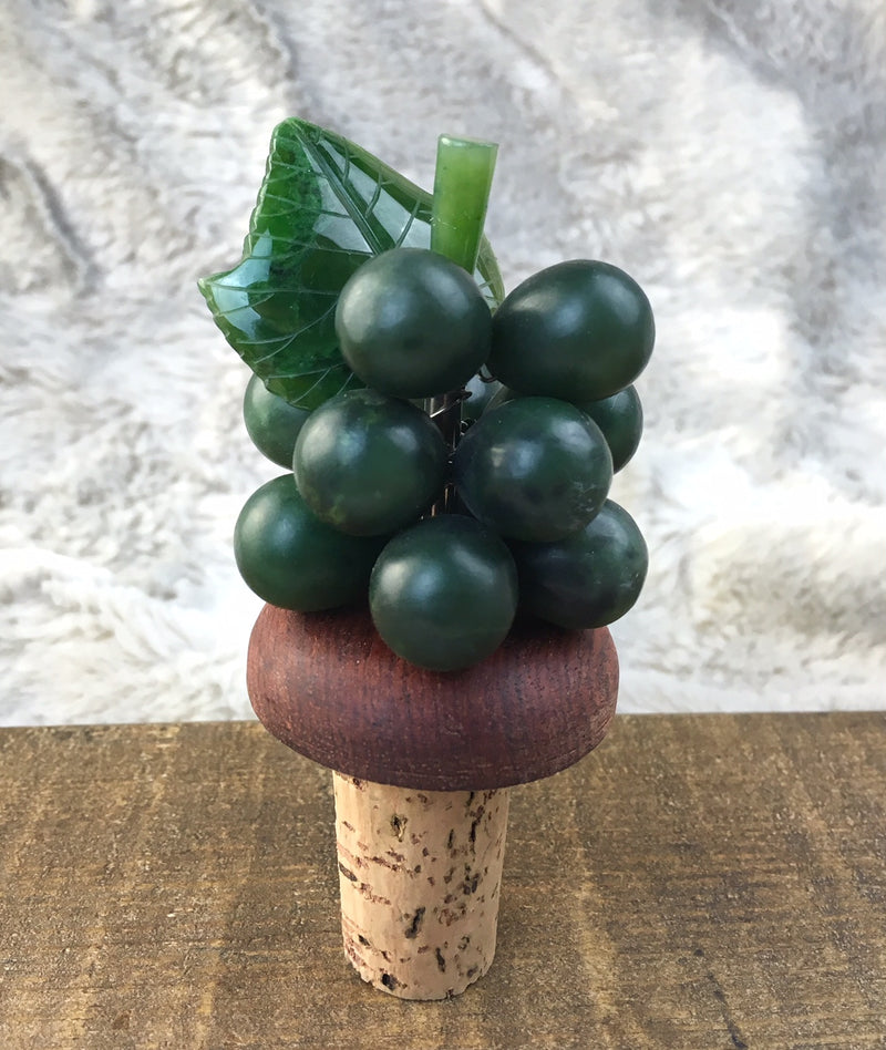 Wine Stopper, Grapes