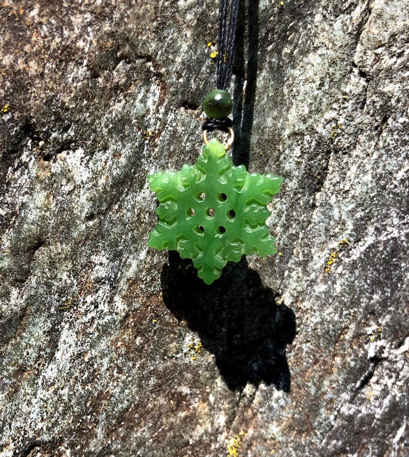 Jade Snowflake Pendant, 25mm