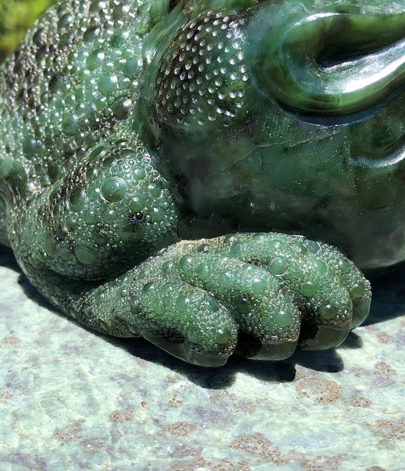 Money Toad Carving - 5.75"