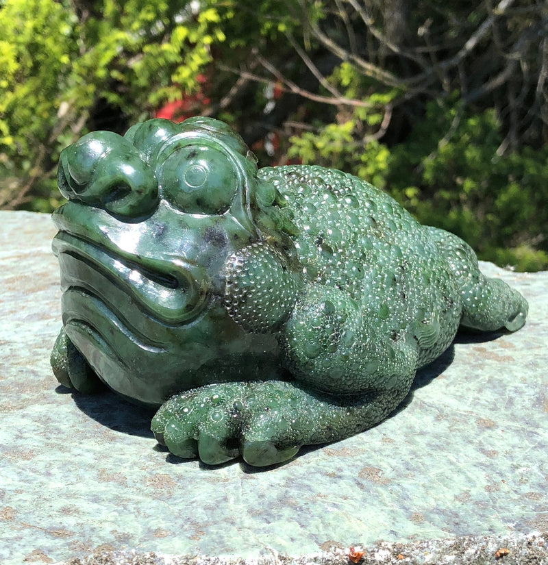 Money Toad Carving - 5.75"