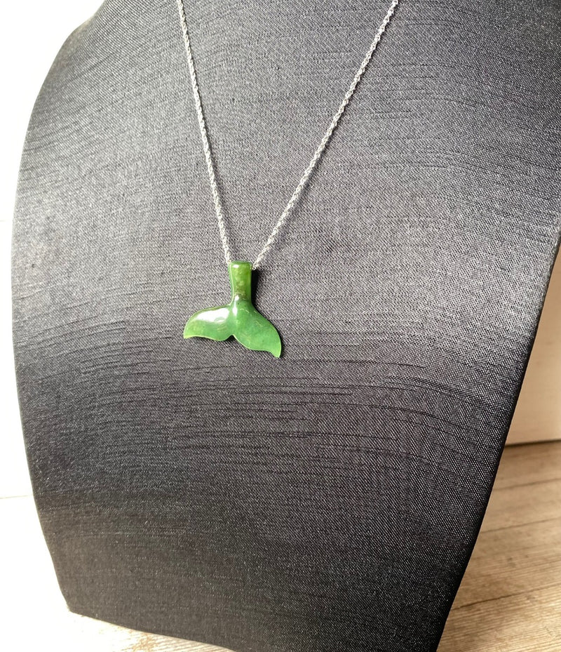 Whale Tail Pendant, 27mm