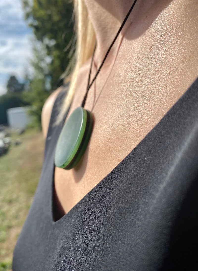 Round Pendant, 2140