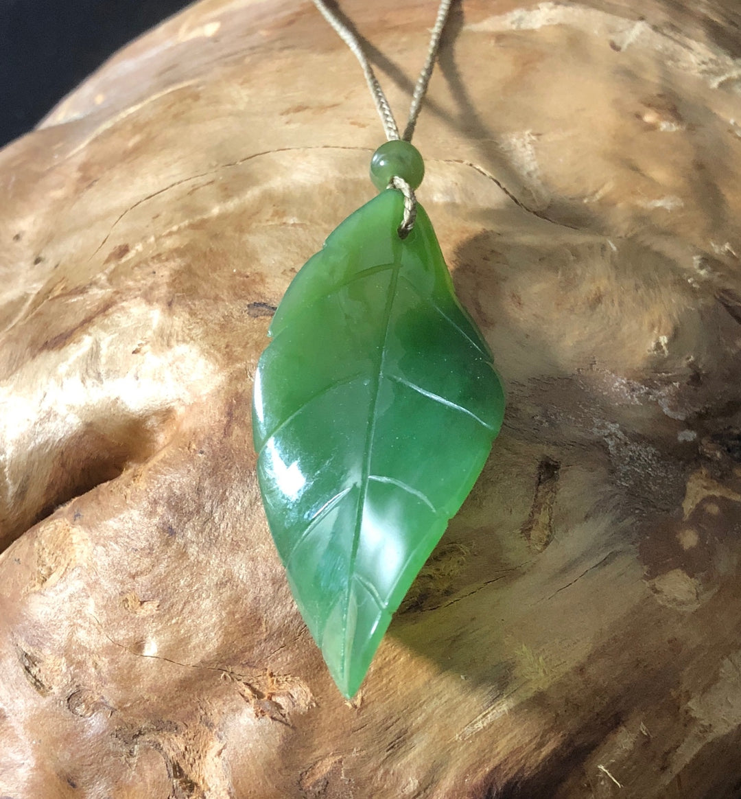 Jade leaf pendant hotsell