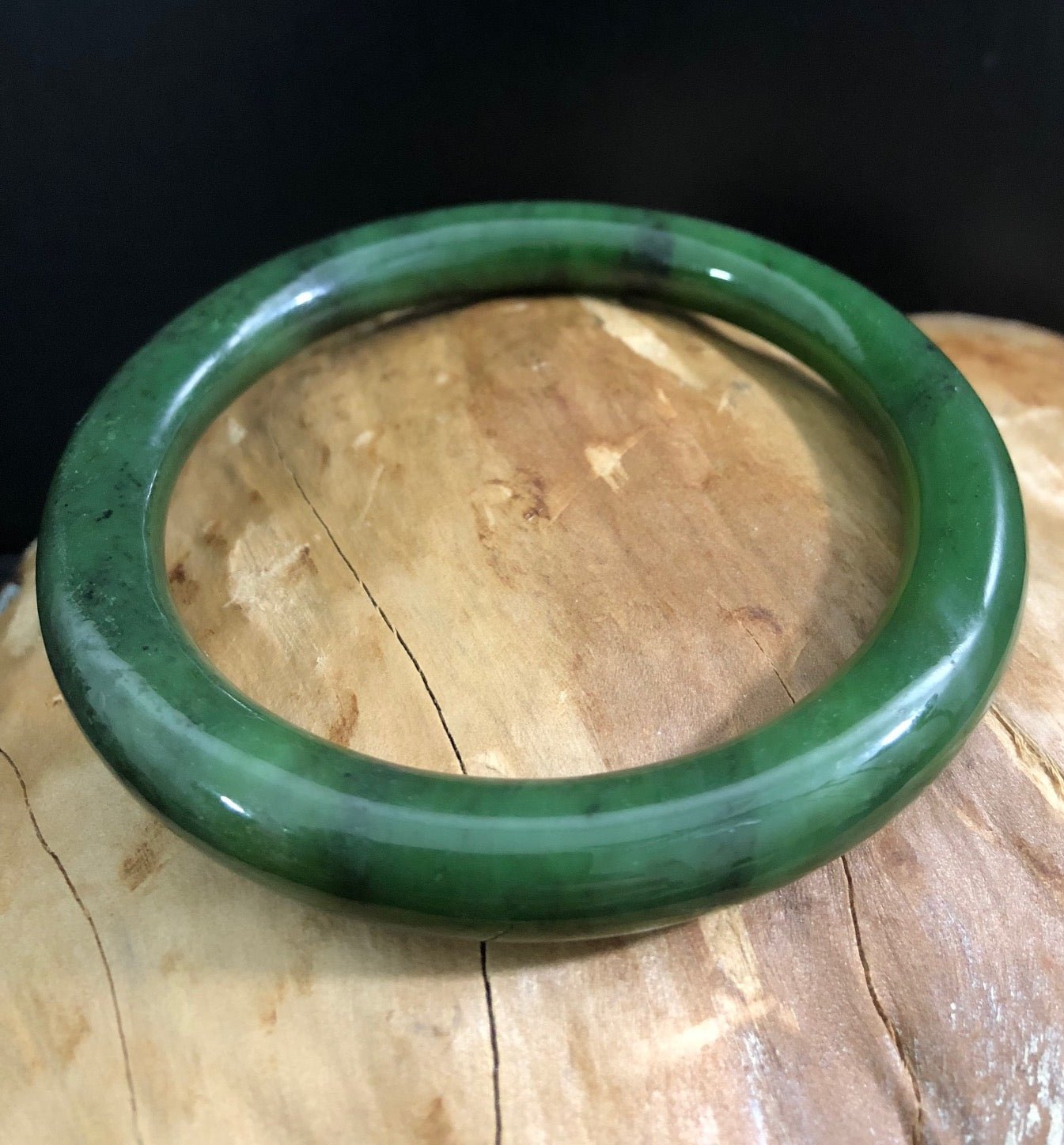 Jade shop bangle 70mm