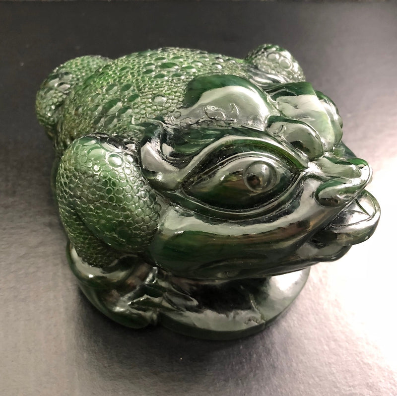 Money Toad Carving - 5.75"